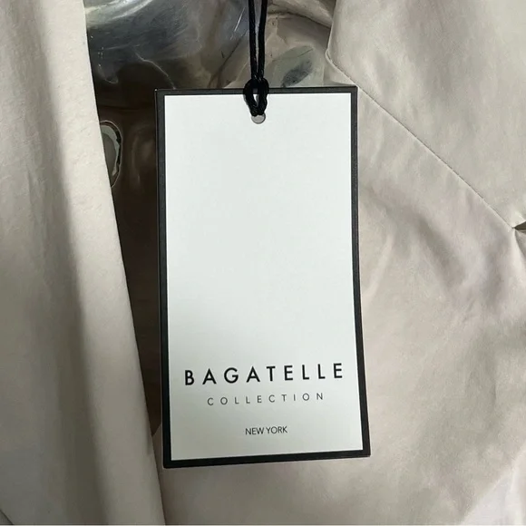 Bagatelle Collection Women’s Tan Trench Coat Size Large - Picture 5 of 7